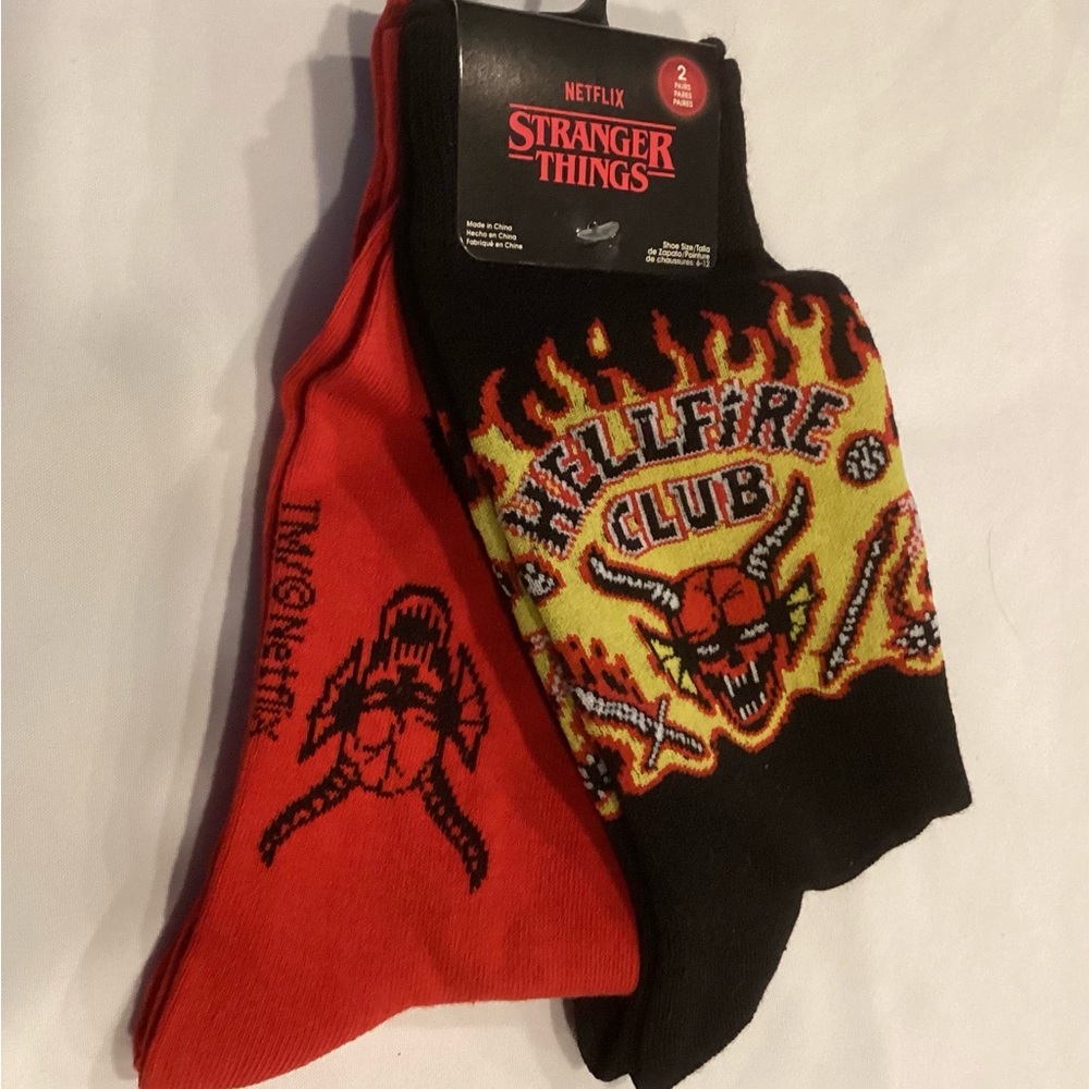 2 Pairs Netflix Stranger Hellfire Club Things Halloween Socks, Adult Size 6-12